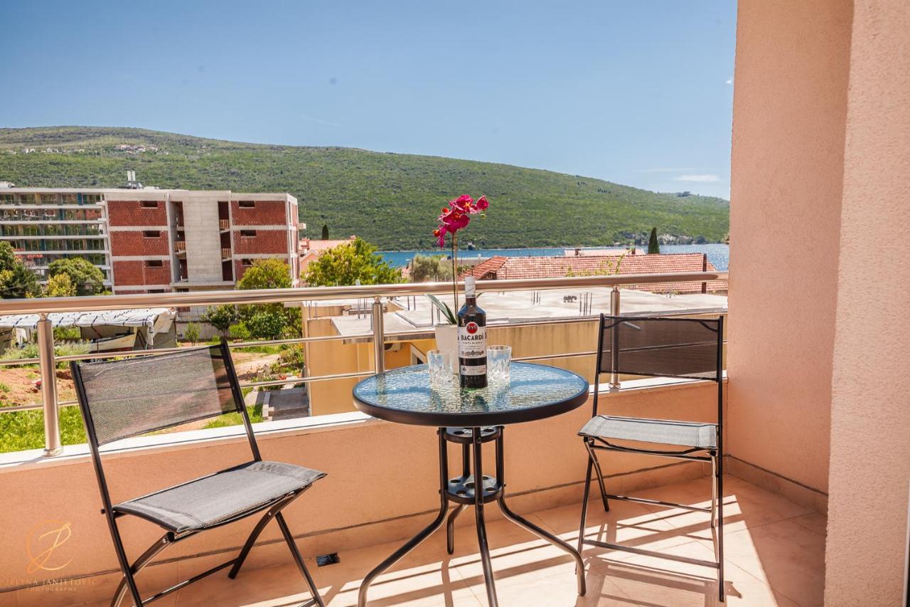 Apartments Ruzmarin Herceg Novi Eksteriør billede