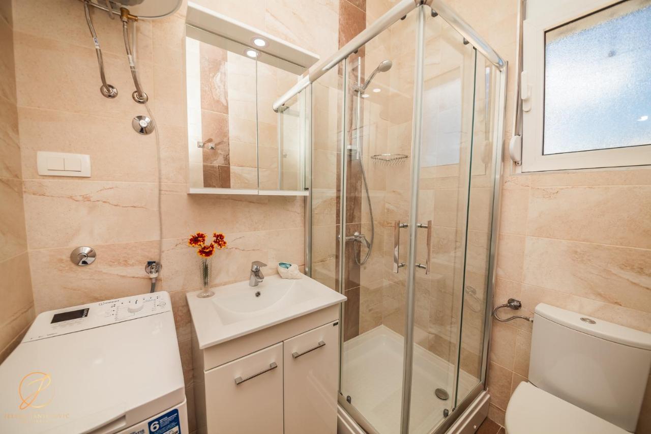Apartments Ruzmarin Herceg Novi Eksteriør billede