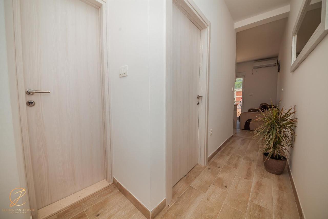Apartments Ruzmarin Herceg Novi Eksteriør billede