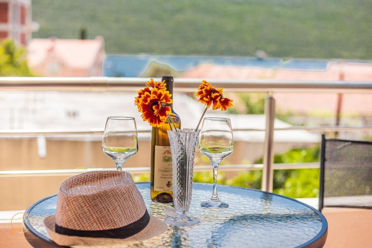 Apartments Ruzmarin Herceg Novi Eksteriør billede