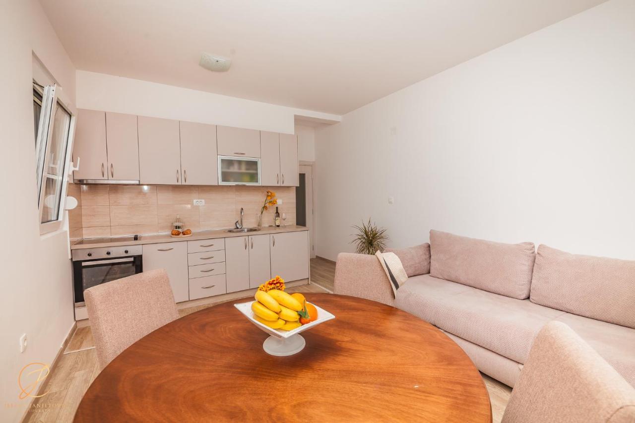 Apartments Ruzmarin Herceg Novi Eksteriør billede